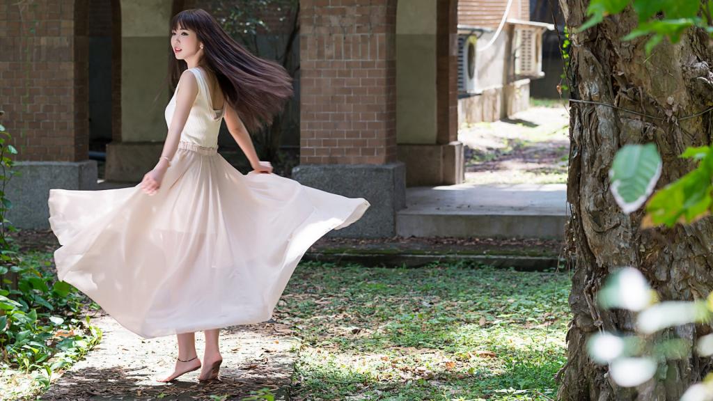 设计元素是构成设计作品的基本单位，它们就像建筑中的砖块