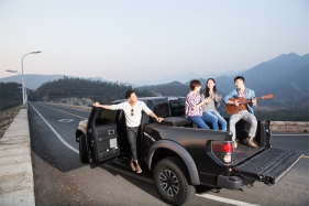 浪漫公路弹唱：在音符与风景中追寻自由